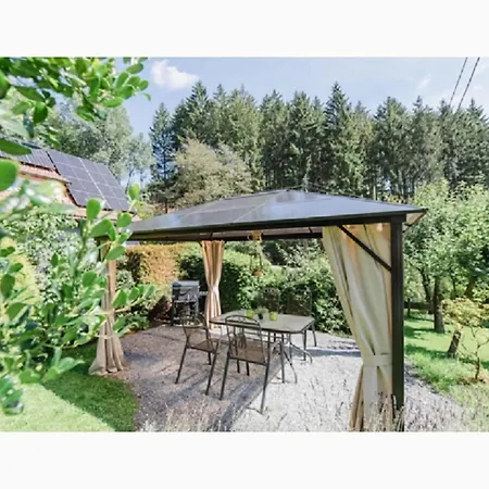 Felsberg Modern Retreat Сasa de vacaciones