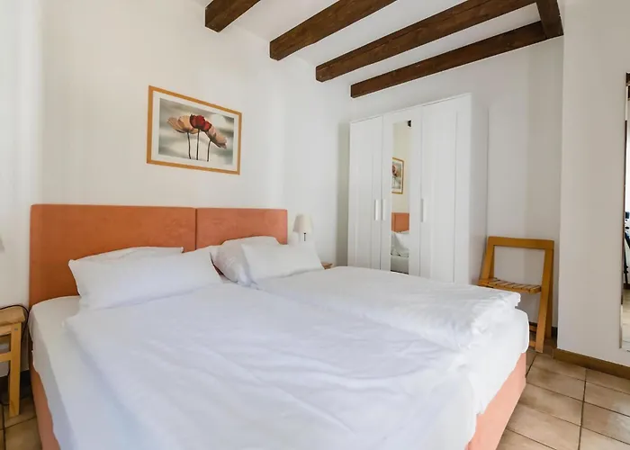 Felsberg Modern Retreat 度假居 *